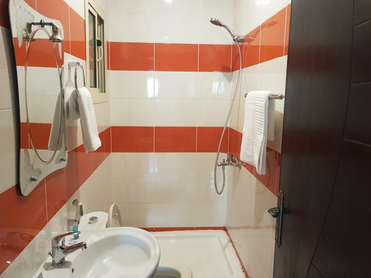 الحماد للشقق الفندقية - فرع قريش Jeddah Exterior photo